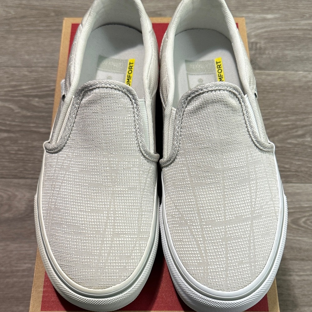 Vans Women's Light Gray Woven Textile Slip-On Flats